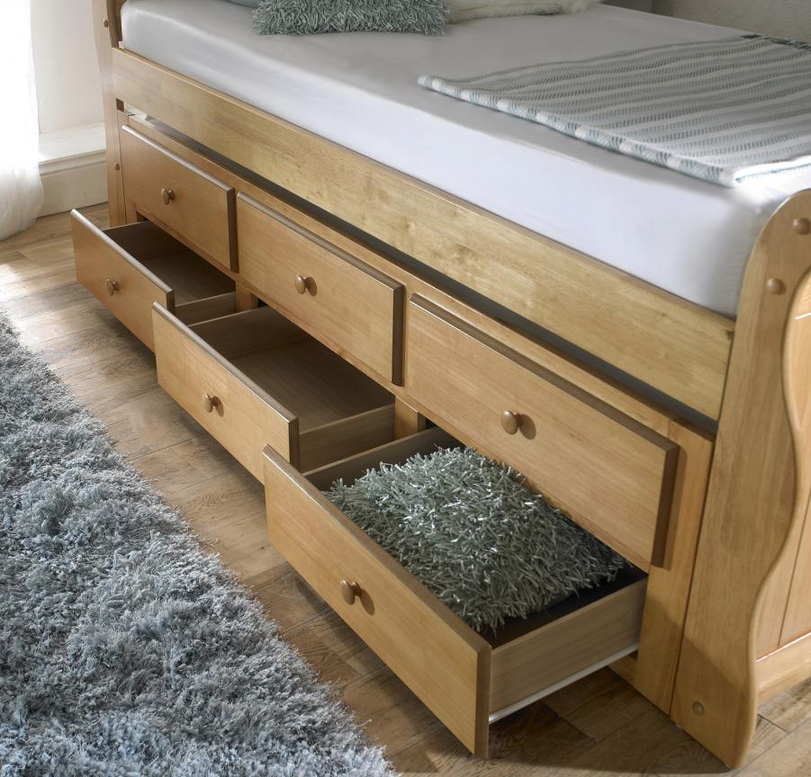 The Artisan Bed Company Oak Finish Captain Guest Bed